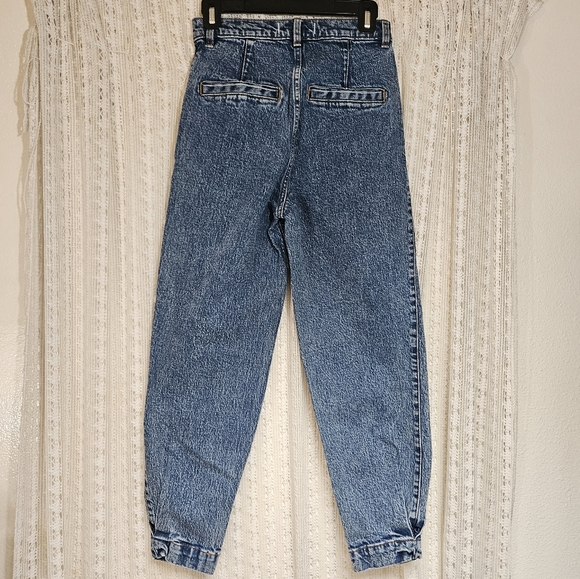 Abercrombie and Fitch Ultra High Rise Acid Wash Jeans Size 2 - Picture 2 of 7